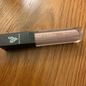 Younique Lucrative Lip Gloss